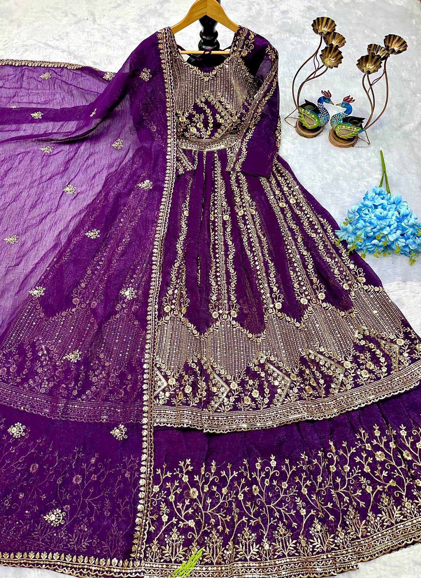 NEW ĐĚSIGNER PARTY WEAR LOOK  GOWN WITH LAHENGHA AND EMBROIDERY  WORK single available wholesale