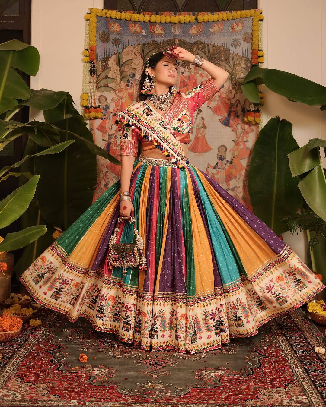 TRENDING NAVRATRI  SPECIAL CHANIYA CHOLI single available wholesale