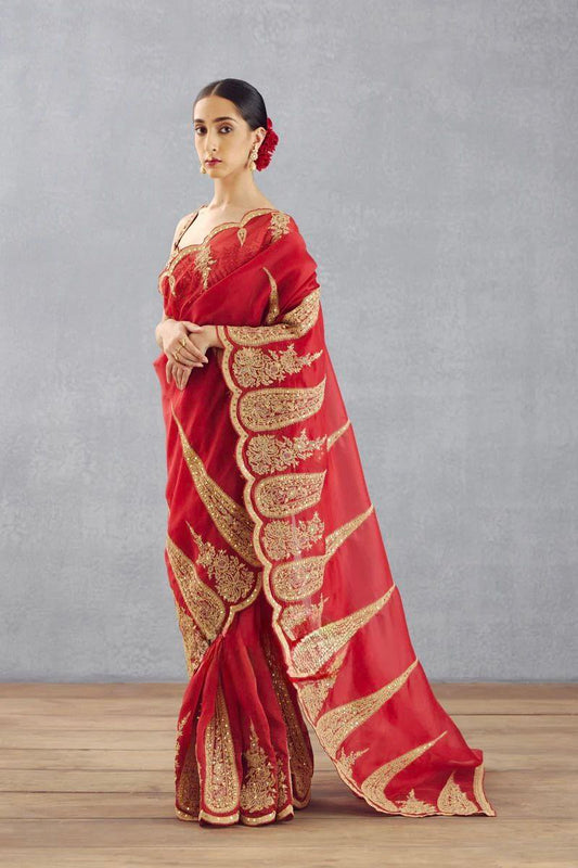Bollywood BlockBuster Launching saree single available wholesale