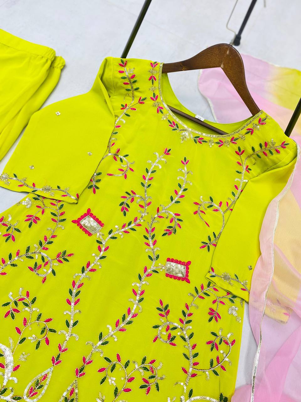 DESIGNER WEAR EXCLUSIVE SARARA SUIT IN EMBROIDERED WORKED TOP AND SARARA WITH DUPATTA PAIR  single available wholesale