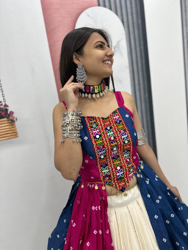 Navratri Special Lehenga Choli with 6 meter Big Flair