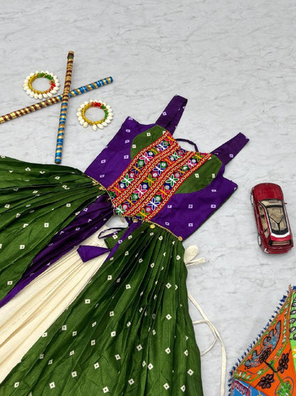 Navratri Special Lehenga Choli with 6 meter Big Flair