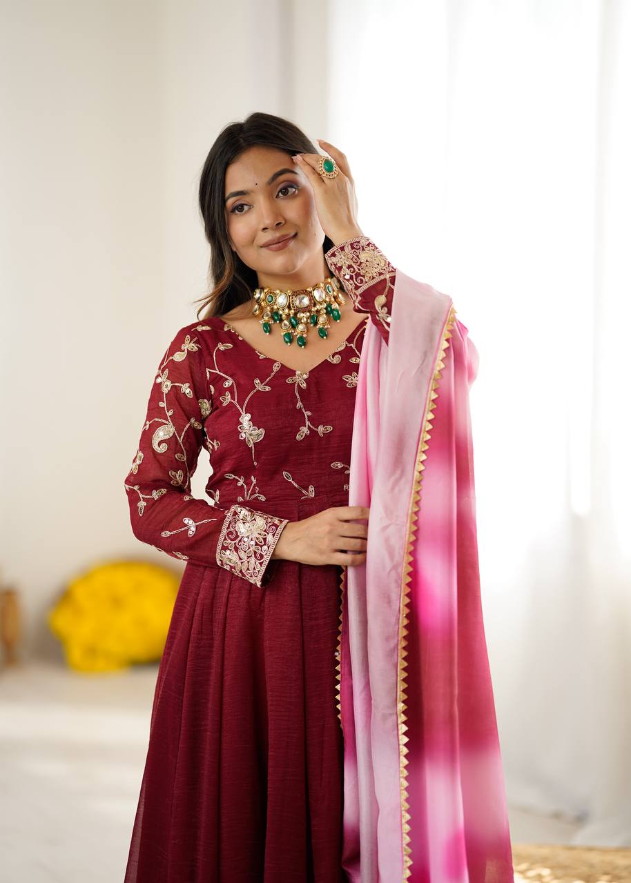 Women’s Ethnic Trending Gown single available wholesale