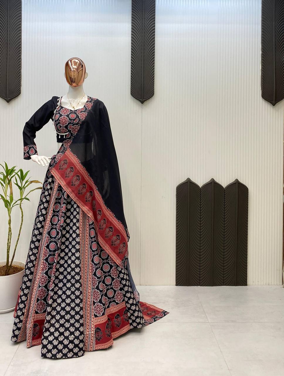 NAVARATRI SEASON OUR EXCLUSIVE FULL STITCHED LEHENGA CHOLI single available wholesale