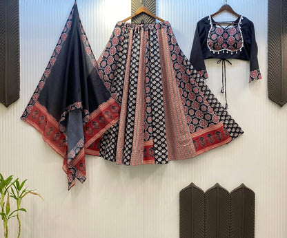 NAVARATRI SEASON OUR EXCLUSIVE FULL STITCHED LEHENGA CHOLI single available wholesale