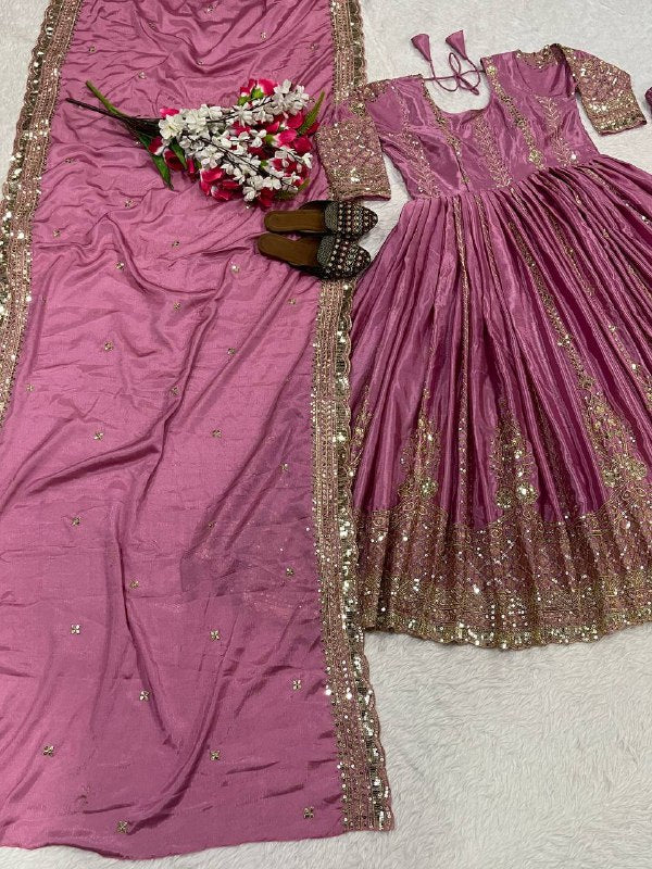 Đěsigner Anarkali Suit In New Fancy Style single available wholesale