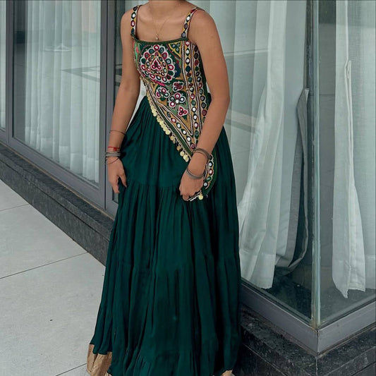 NAVARATRI SEASON OUR EXCLUSIVE FULL STITCHED LEHENGA CHOLI single available wholesale