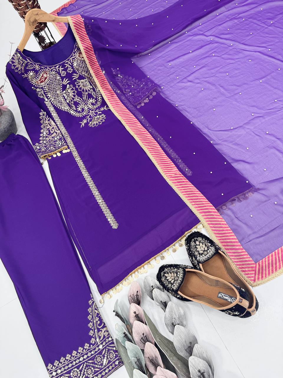 DESIGNER PARTY WEAR HEAVY EMBROIDERY SEQUENCE WORK 3 PIS SUIT SET single available wholesale