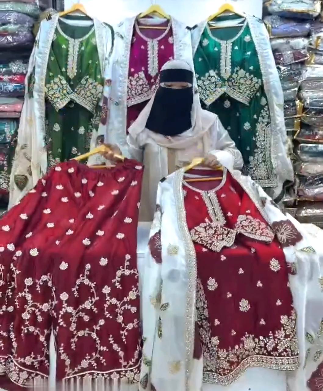 Đěsigner Party Wear Look Pur Fendi Silk Top Plazzo & Dupatta Set