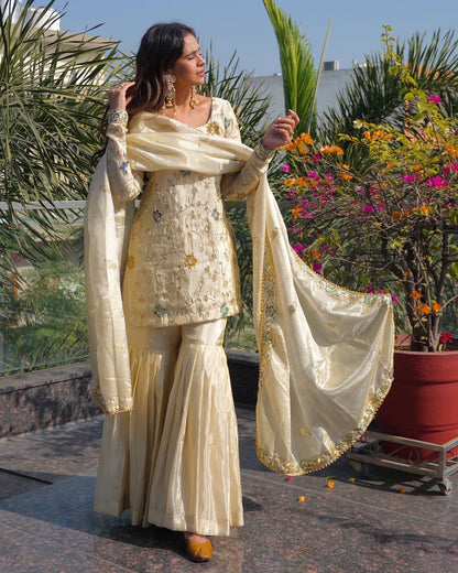 Women’s Ethnic Wear single available wholesale
