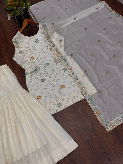 Women’s Ethnic Wear single available wholesale