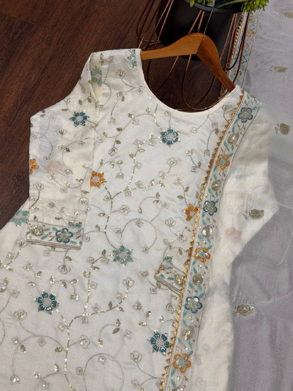 Women’s Ethnic Wear single available wholesale