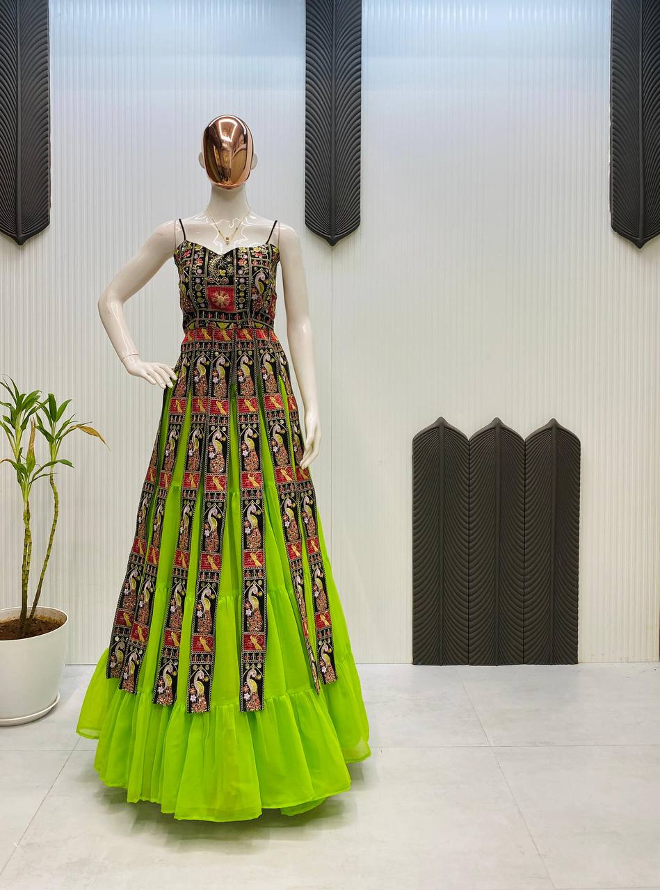 NAVARATRI SEASON OUR EXCLUSIVE AND TRENDING FULL STITCHED LEHENGA CHOLI