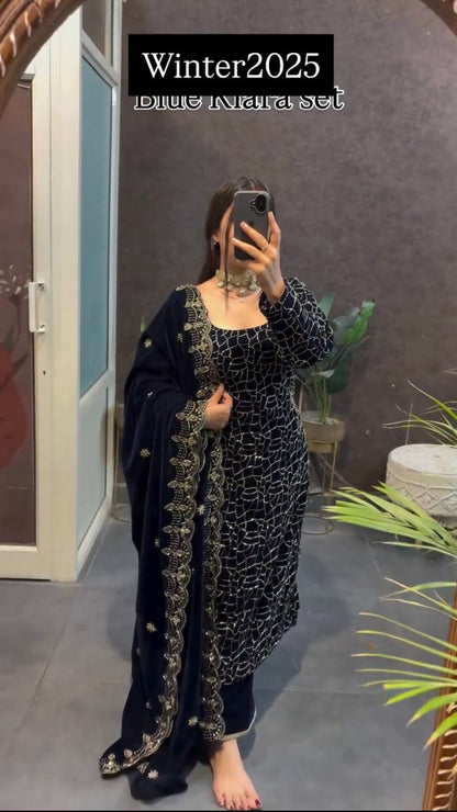 Designer Velvet Set – Elegant Ethnic Wear ✨ 🎀 Crafted in Classy Tones with Premium Fabric & Detailing