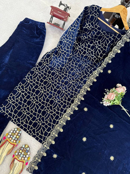 Designer Velvet Set – Elegant Ethnic Wear ✨ 🎀 Crafted in Classy Tones with Premium Fabric & Detailing