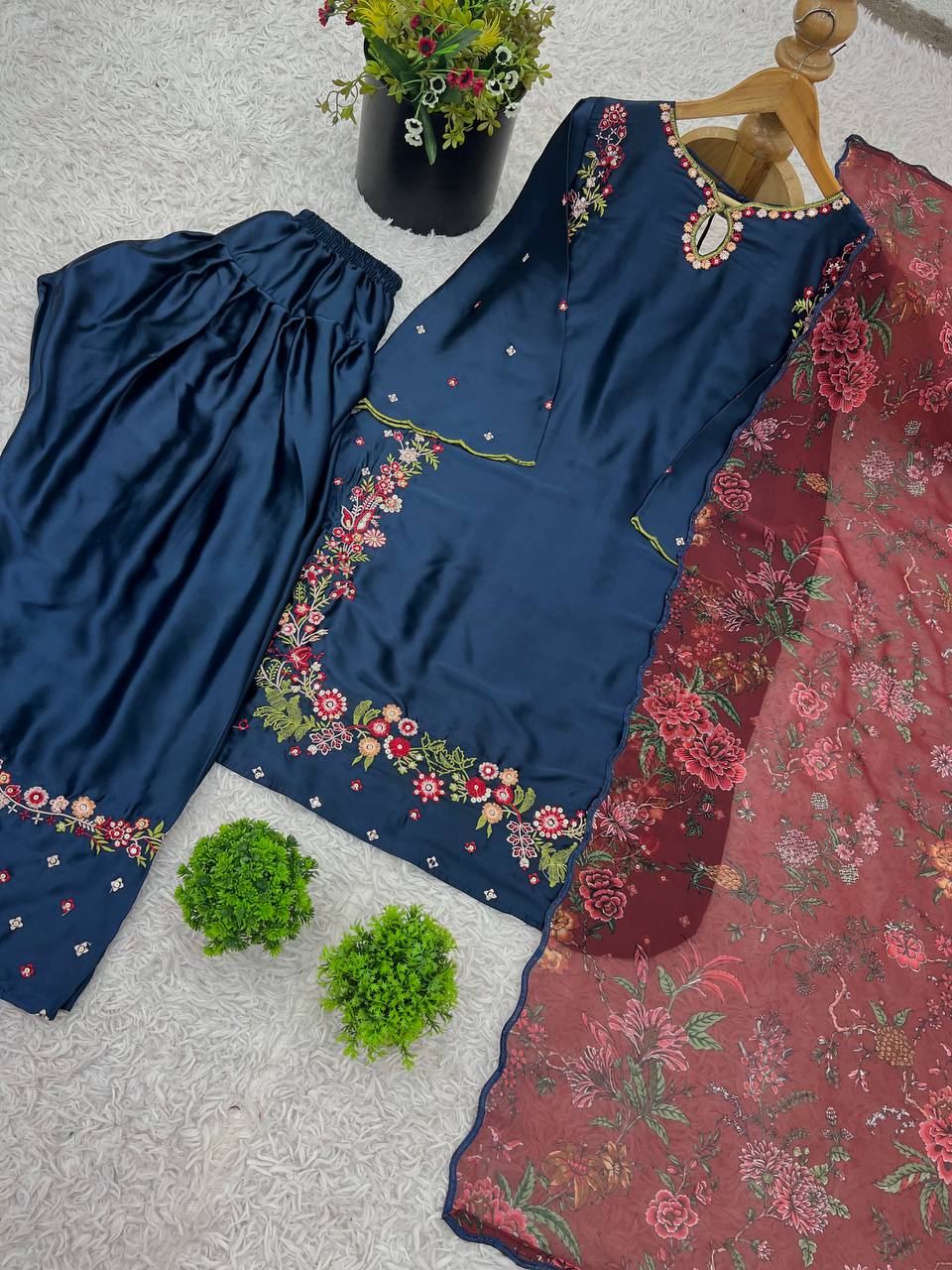 Designer Collection In Natural Crep Silk Top-Bottom And Dupatta Set Fully Stitched Ready To Wear