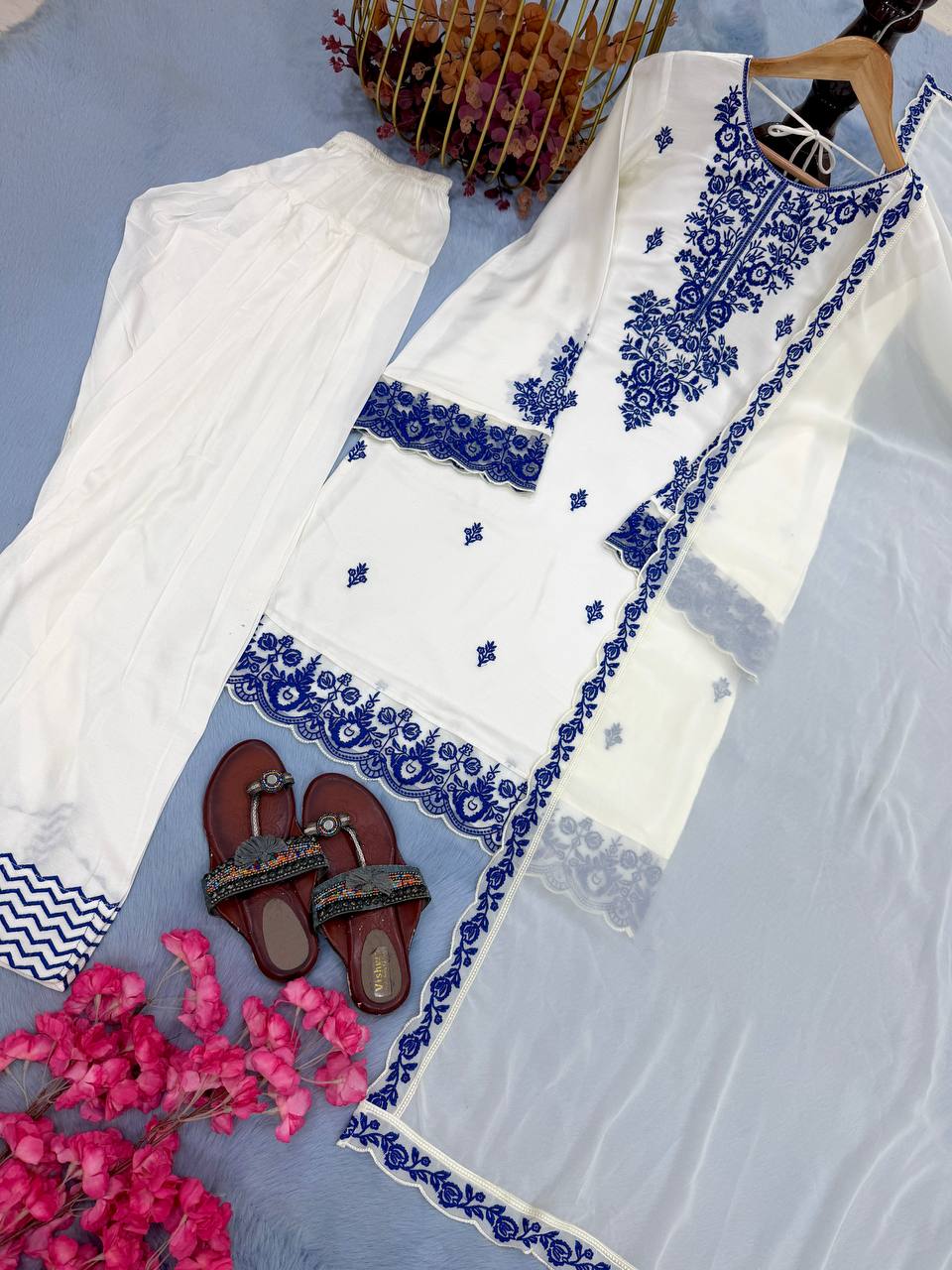 Đěsigner Party Wear Look Pur Rayon Cotton Top & Farshi Palazzo With Dupatta set