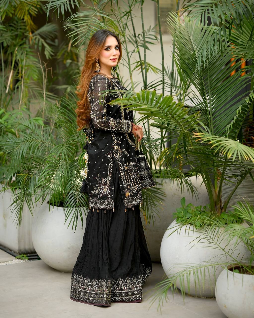 Đěsigner Party Wear Look Pur Heavy Faux Georgette Top Plazzo & Dupatta Set single available wholesale