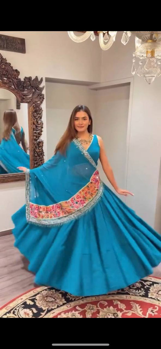 NAVARATRI SEASON OUR EXCLUSIVE FULL STITCHED LEHENGA CHOLI single available wholesale