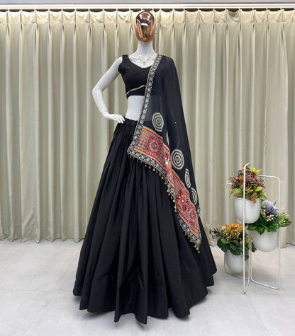 NAVARATRI SEASON OUR EXCLUSIVE FULL STITCHED LEHENGA CHOLI single available wholesale
