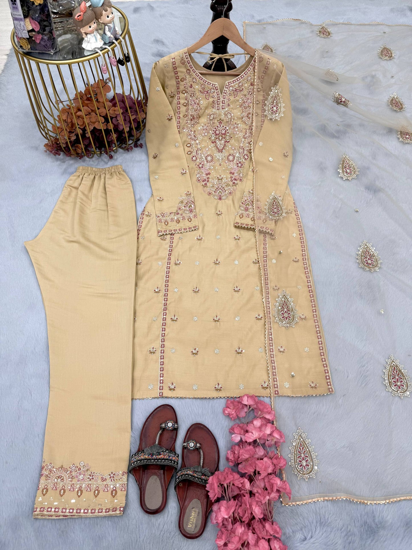 Đěsigner Party Wear Look Pur Jimmy Choo Top Plazzo & Dupatta Set
