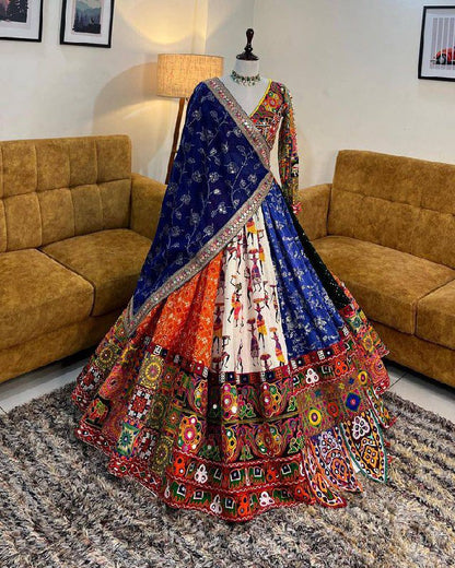 navrati  DESIGNER PRINTED LAHENGA CHOLI