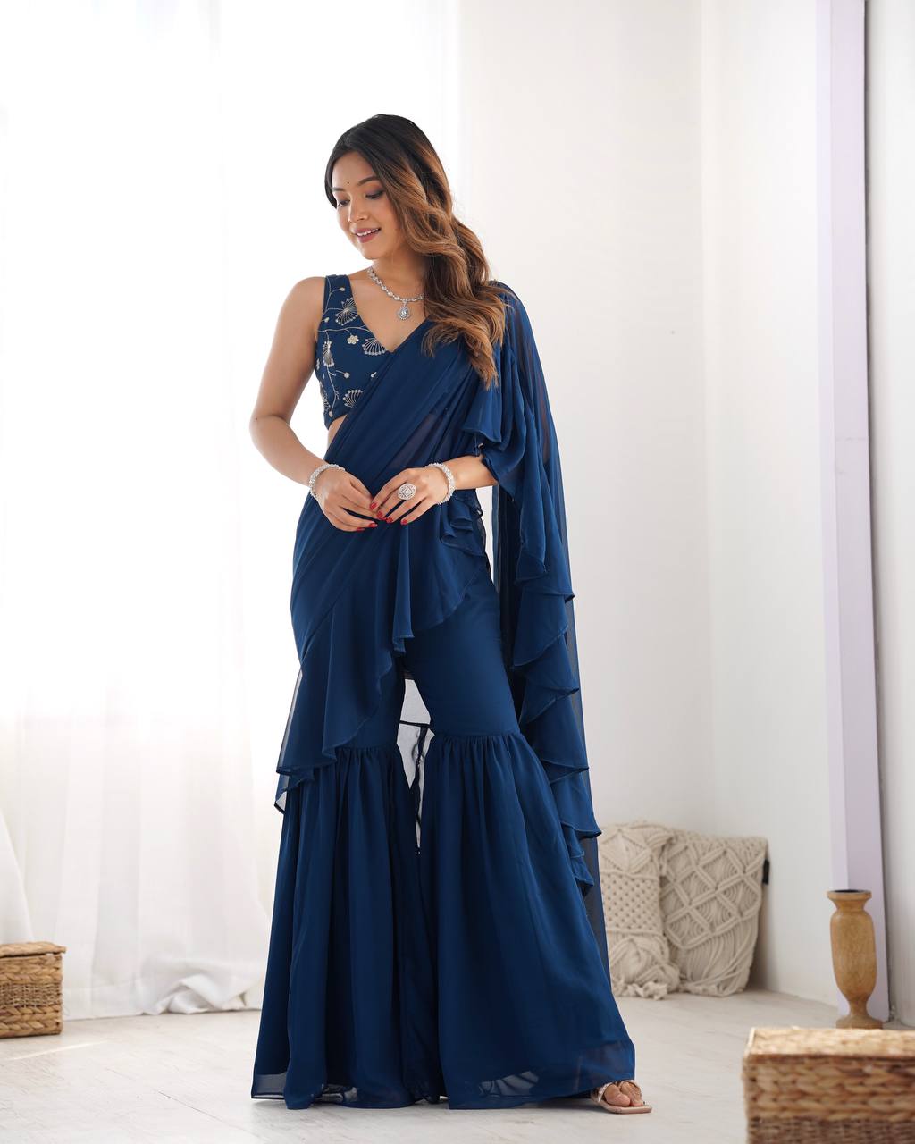 Ready to Wear Sharara saree with timeless addition for the upcoming festivities and weddings* *READY TO WEAR SHARARA SAREE WITH FULL STTICHED BLOUSE PREMIUM FOX GEORGETTE FABRIC