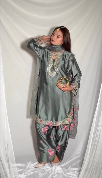 Đěsigner Party Wear Look top with farshi salwar