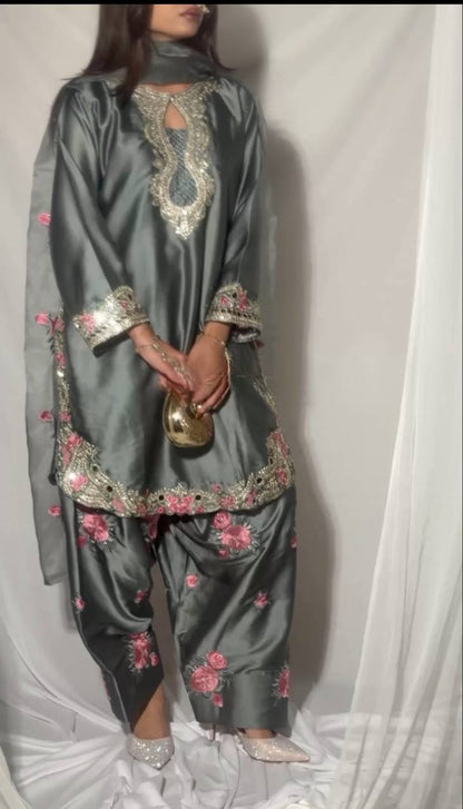 Đěsigner Party Wear Look top with farshi salwar