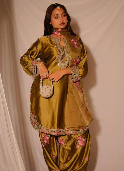 Đěsigner Party Wear Look top with farshi salwar