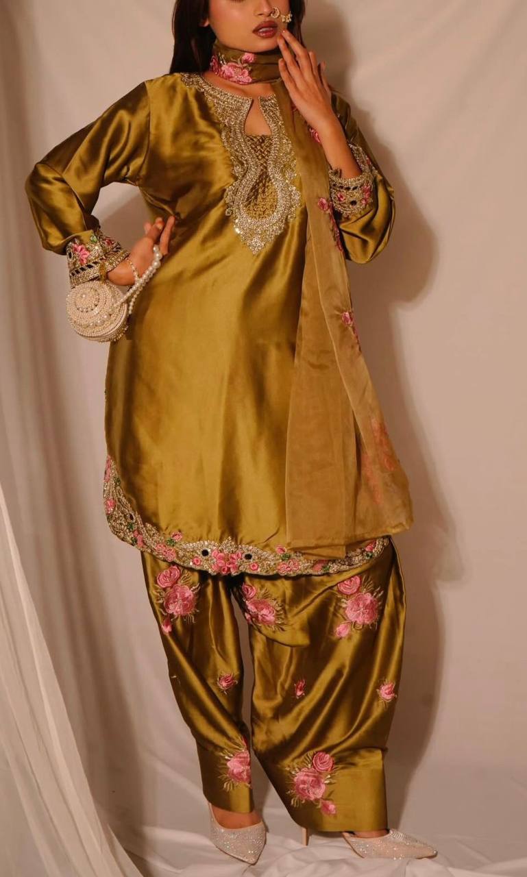 Đěsigner Party Wear Look top with farshi salwar