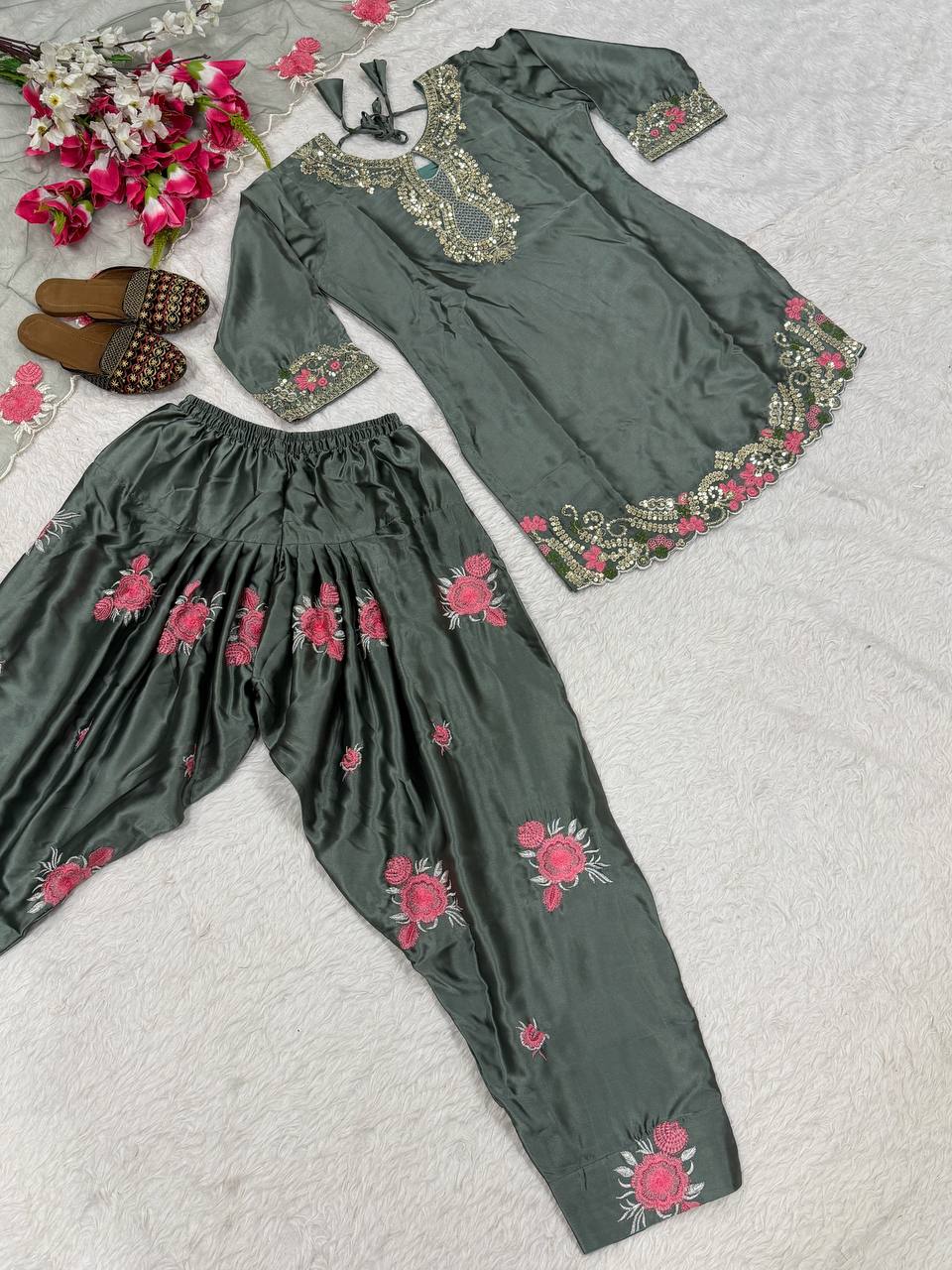 Đěsigner Party Wear Look top with farshi salwar