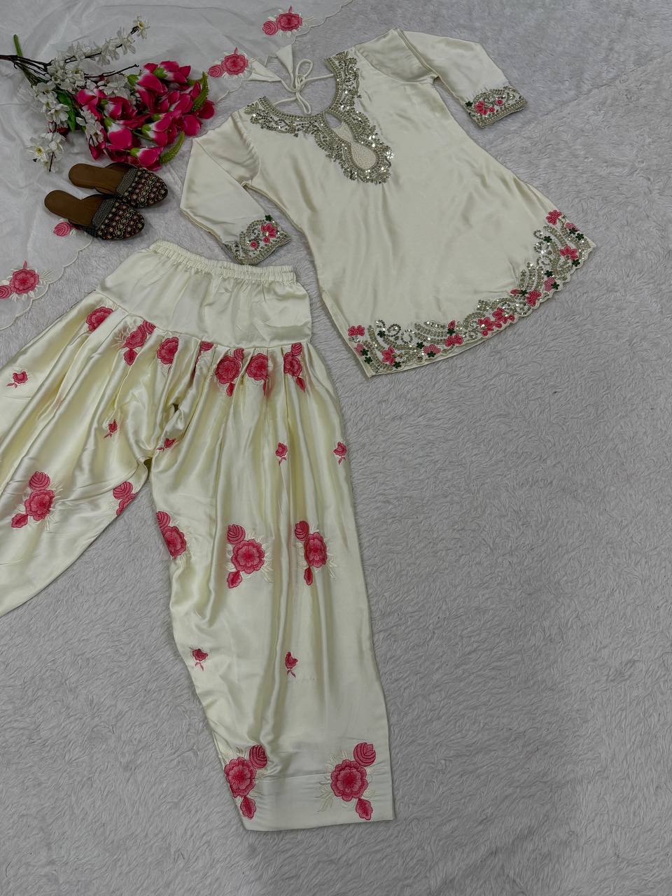 Đěsigner Party Wear Look top with farshi salwar