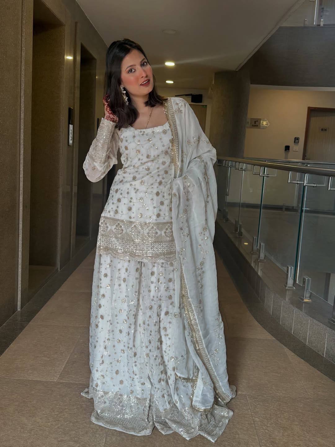 NEW ĐĚSIGNER PARTY WEAR TOP AND PLAZZO. WITH FANCY DUPPATA WITH  EMBROIDERY WORK