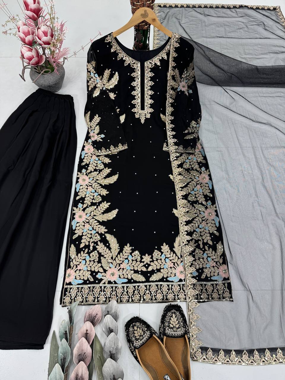 DESIGNER PARTY WEAR HEAVY EMBROIDERY SEQUENCE WORK 3 PIS SUIT SET single available wholesale