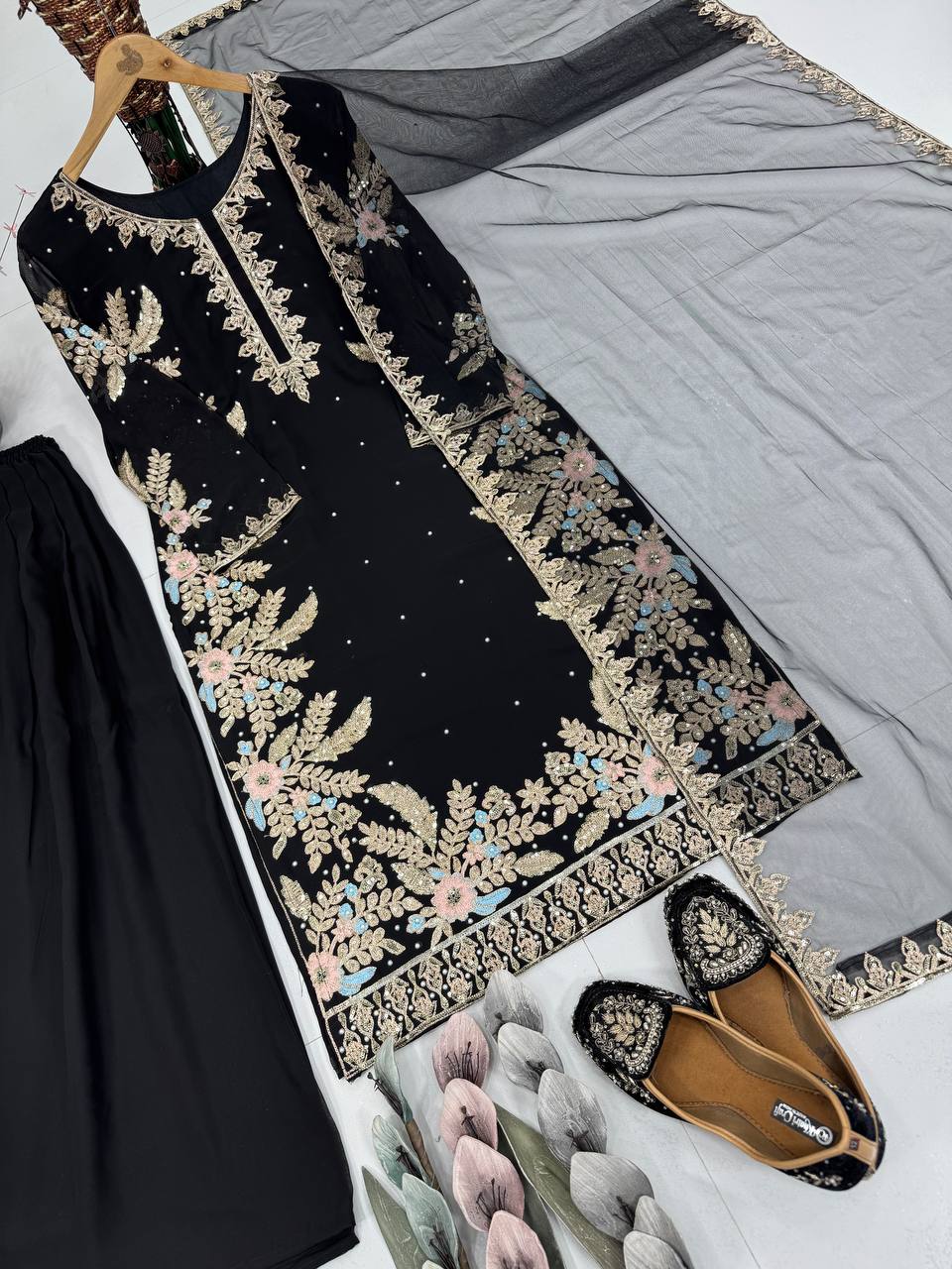 DESIGNER PARTY WEAR HEAVY EMBROIDERY SEQUENCE WORK 3 PIS SUIT SET single available wholesale