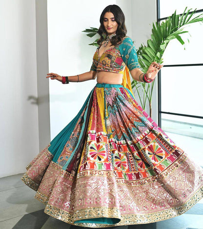 *NAVRATRI SPECIAL* DESIGNER PRINTED LAHENGA CHOLI single available wholesale