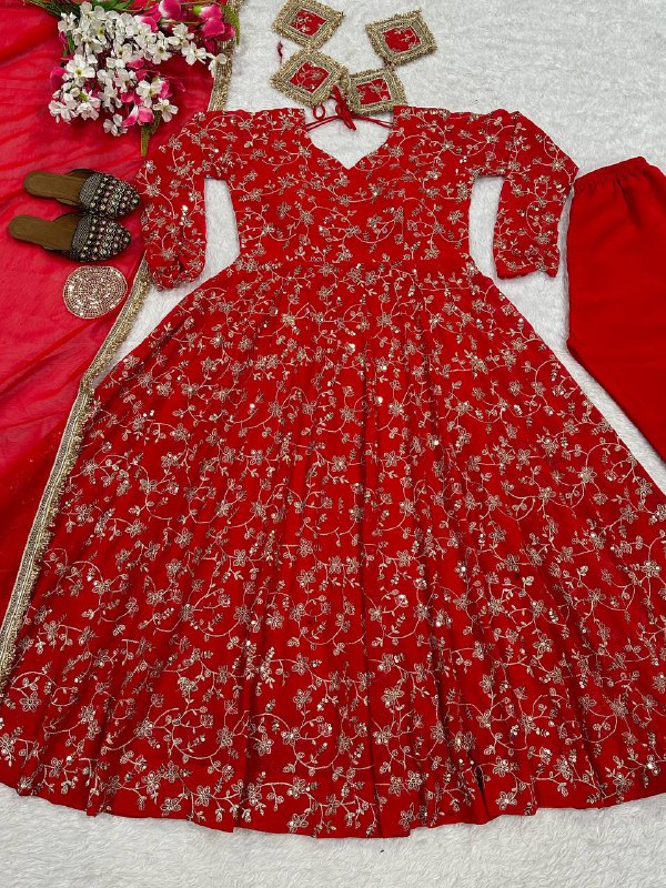 Đěsigner Anarkali Gown In New Fancy Style single available wholesale