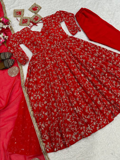 Đěsigner Anarkali Gown In New Fancy Style single available wholesale