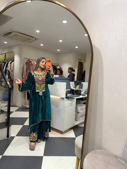 9000 VELVET✨KURTI & PLAZZO* *👗 EMBROIDERED KURTI ON VELVET FABRIC WITH EMBROIDERED PLAZZO