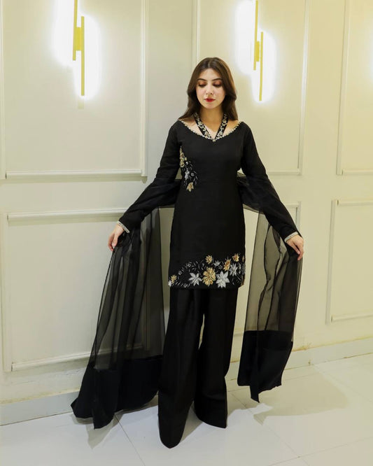 Presenting New Designer Collection In Natural Crep Silk Top-Bottom And Dupatta Set Fully Stitched Ready To Wear
