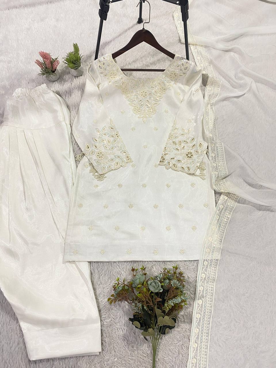 HANIA AMIR INSPIRED BEADS WITH SEQUENCE EMBROIDERY WORKED TOP, FARSI SALWAAR WITH DUPATTA