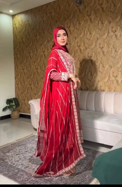 NEW ĐĚSIGNER PARTY WEAR TOP AND PANT . WITH FANCY DUPPATA WITH  EMBROIDERY WORK