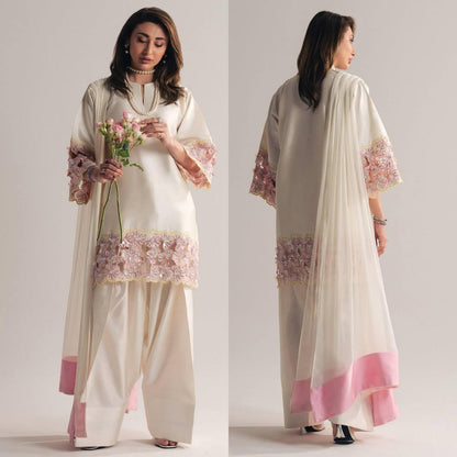 Women’s Ethnic Wear