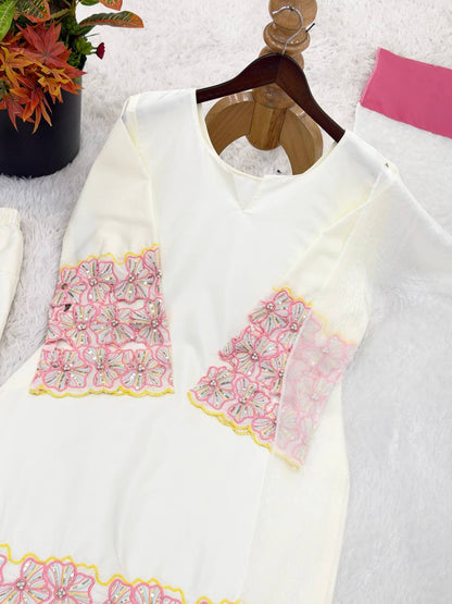 Women’s Ethnic Wear