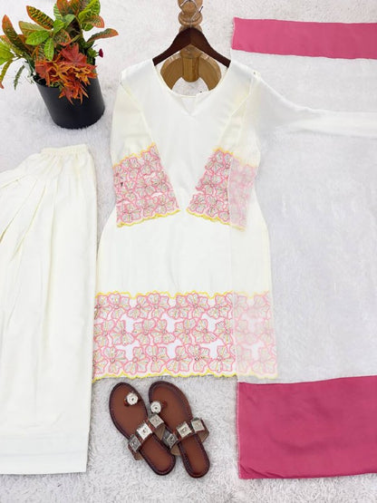 Women’s Ethnic Wear