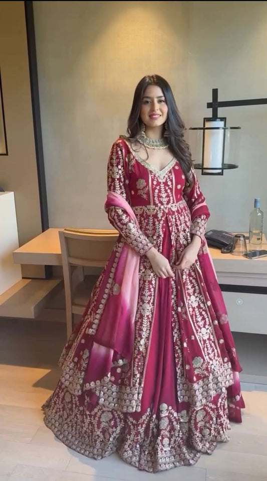 Women’s Ethnic Wear single available wholesale