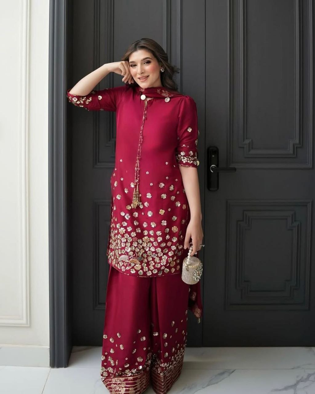 Designer Farshi Salwar PAKISTAN