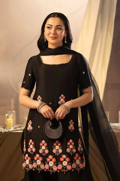 HANIA AMIR INSPIRED THIS SESSION SEQUENCE EMBROIDERY WORKED TOP, FARSI SALWAAR WITH DUPATTA
