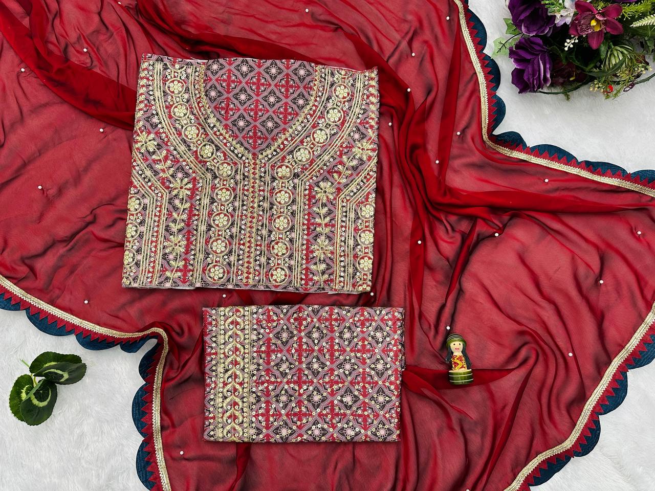 shraddha kapoor bollywood vCUT WORK BORDER SAREE WITH PEARL MOTI WORK ON BODY & FULL EMBROIDERY WORK UNSTITCHED BLOOD INSPIRED